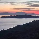 Lighthouse View Maisonette * أزوليمنوس