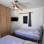 Lighthouse View Maisonette أزوليمنوس