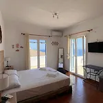 Lighthouse View Maisonette أزوليمنوس