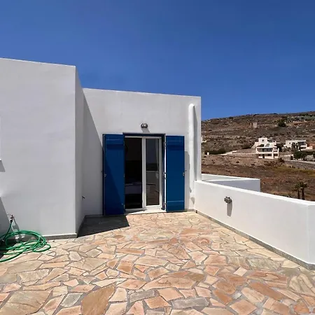 Lighthouse View Maisonette *
