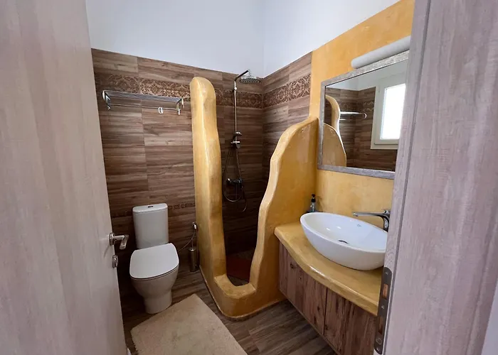 Lighthouse View Maisonette Villa *