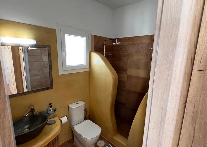 Lighthouse View Maisonette *